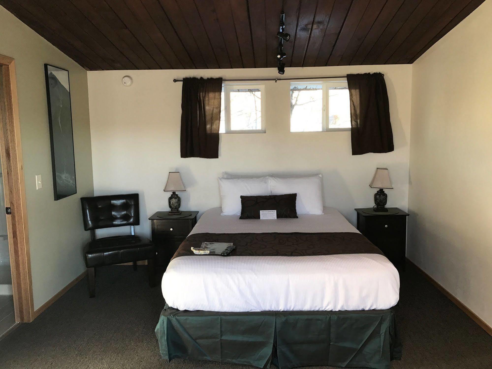 The Pioneer Motel ปาล์มเมอร์ ภายนอก รูปภาพ